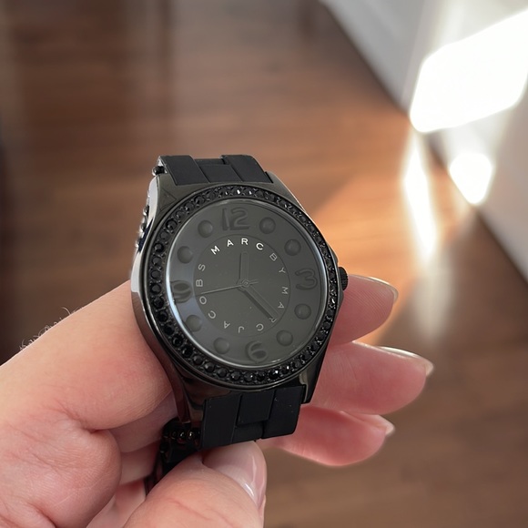 Marc Jacobs Watch - Picture 11 of 12